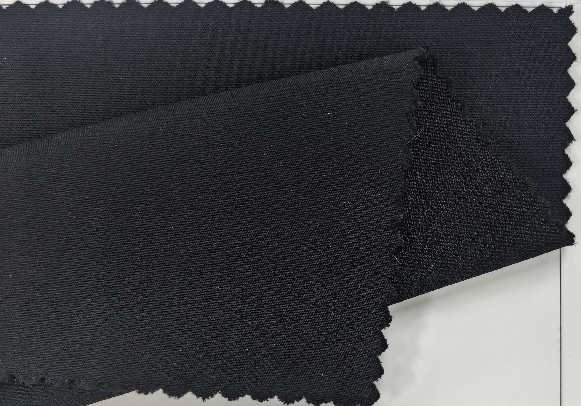 70/140机包消光加捻尼龙登山布