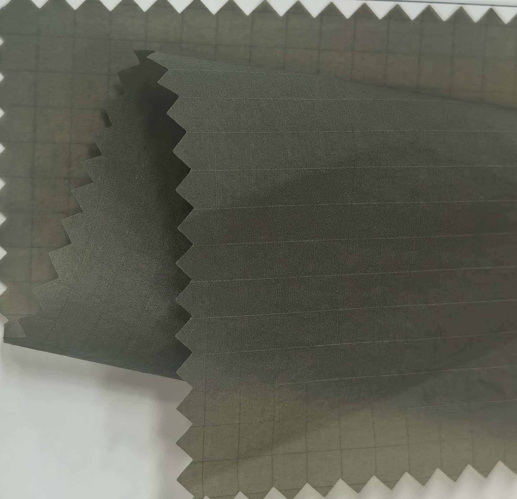 15D0.5尼龙高密格+涂层