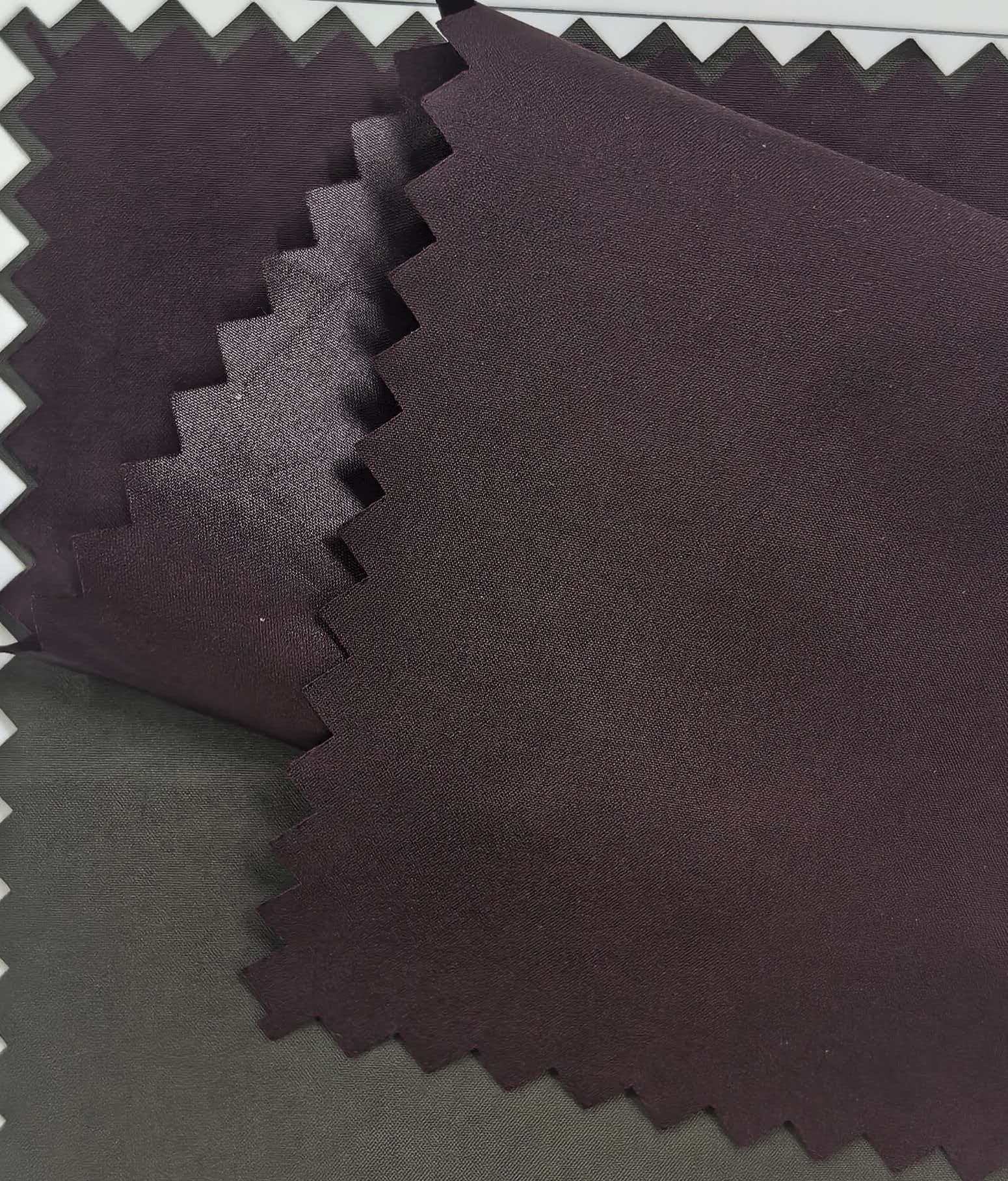 30D400T多F春亚纺（反面压光）